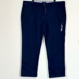 NWT Tommy Hilfiger Men's Regular Fit Stretch Navy Chinos - Size: 42/30